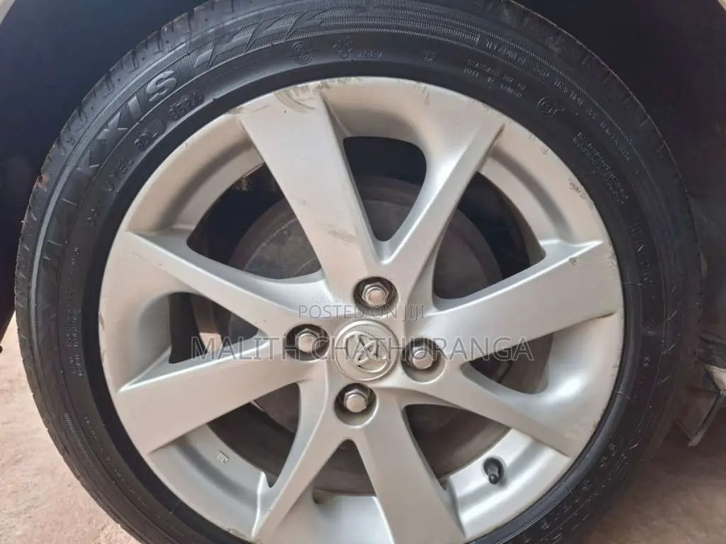 Toyota Aqua 2012 Car (Used)