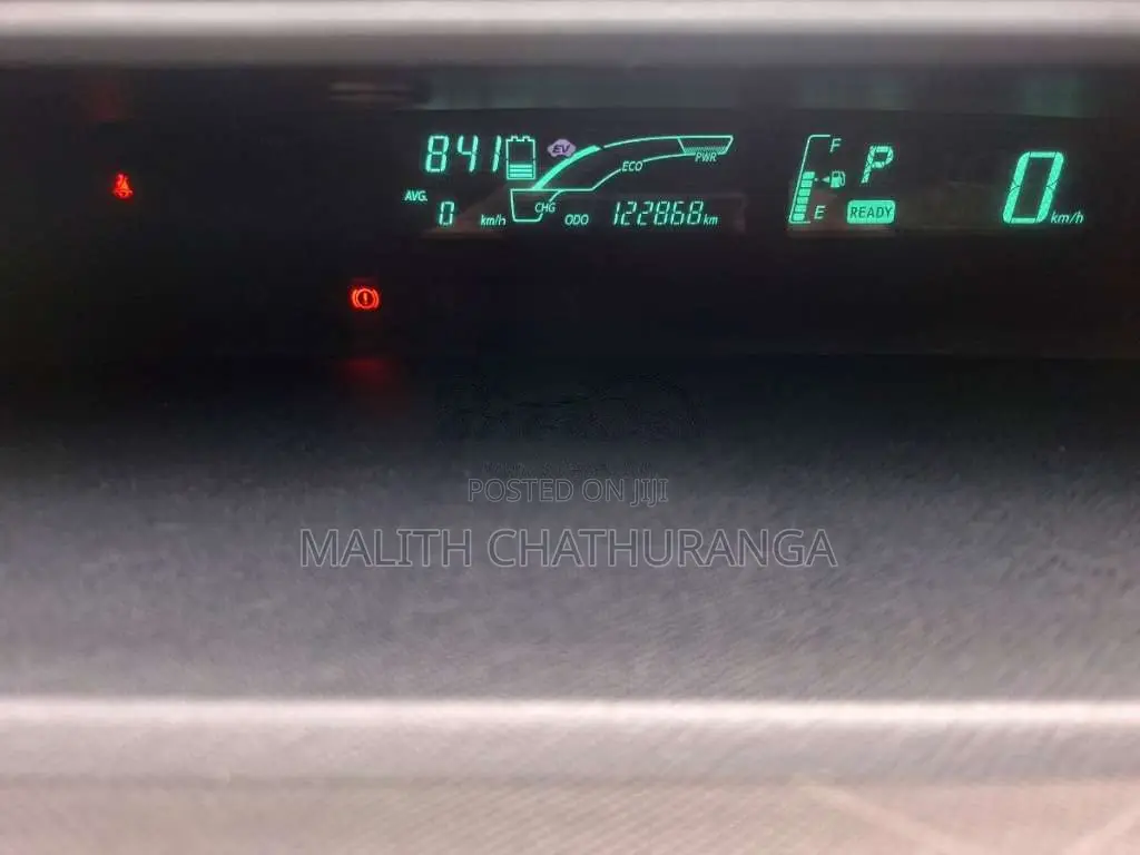 Toyota Aqua 2012 Car (Used)