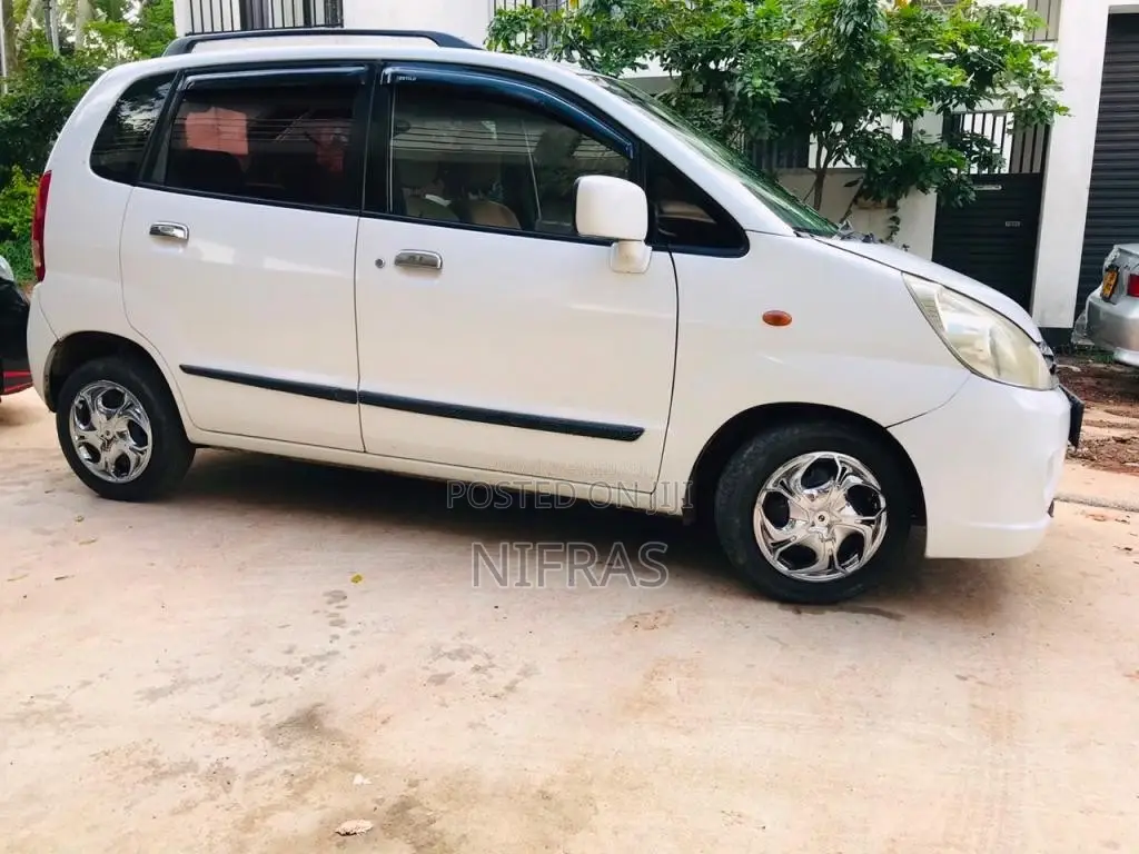 Suzuki Estilo 2010 Car (Used)