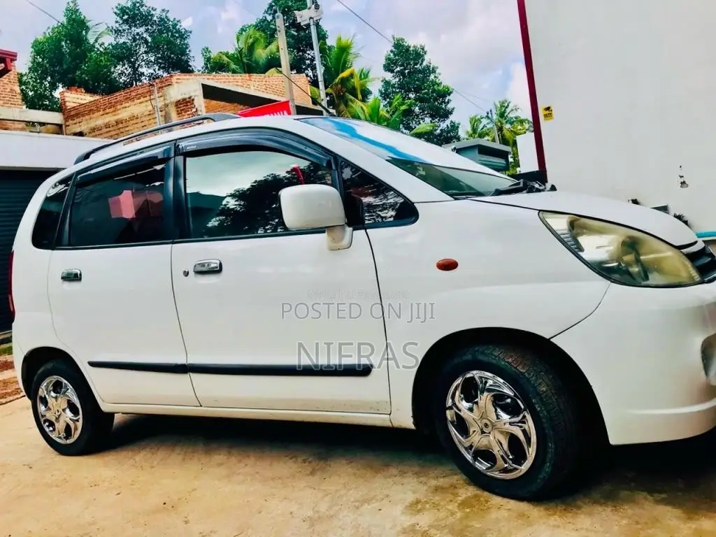 Suzuki Estilo 2010 Car (Used)