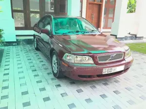 Volvo S40 2000 Car (Used)