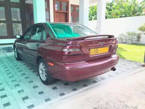 Volvo S40 2000 Car (Used)