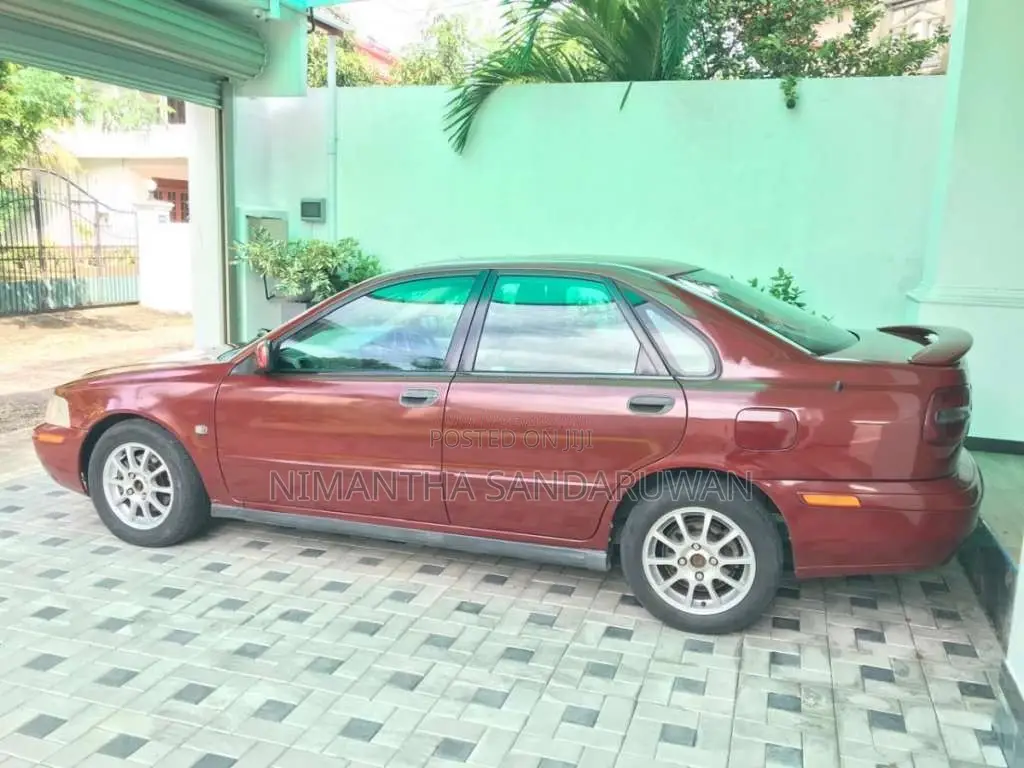 Volvo S40 2000 Car (Used)