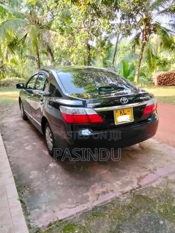 Toyota Premio 2010 Car (Used)