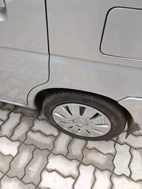 Suzuki Wagon R 2001 Car (Used)
