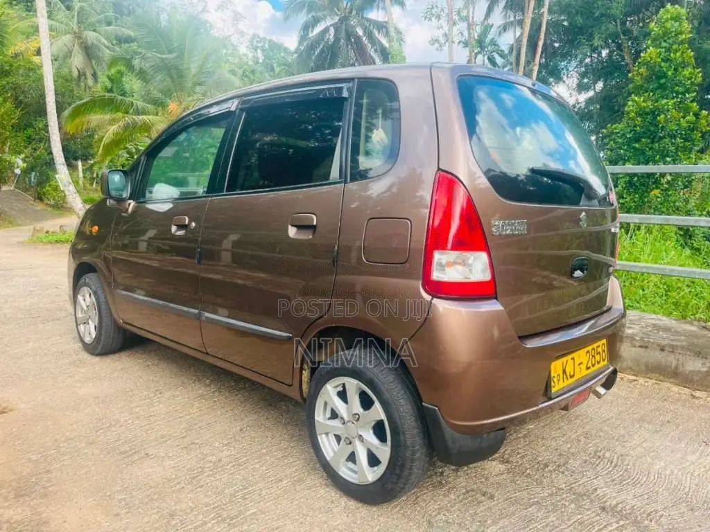Suzuki Estilo 2010 Car (Used)
