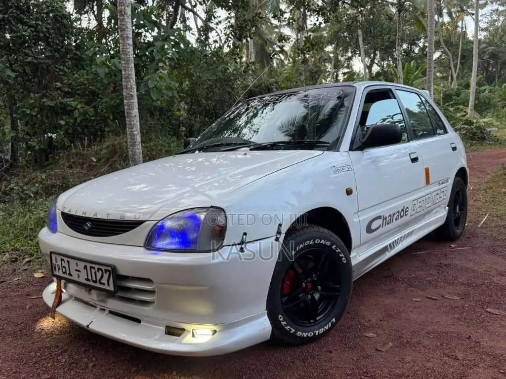 Daihatsu Charade 1997 Car (Used)
