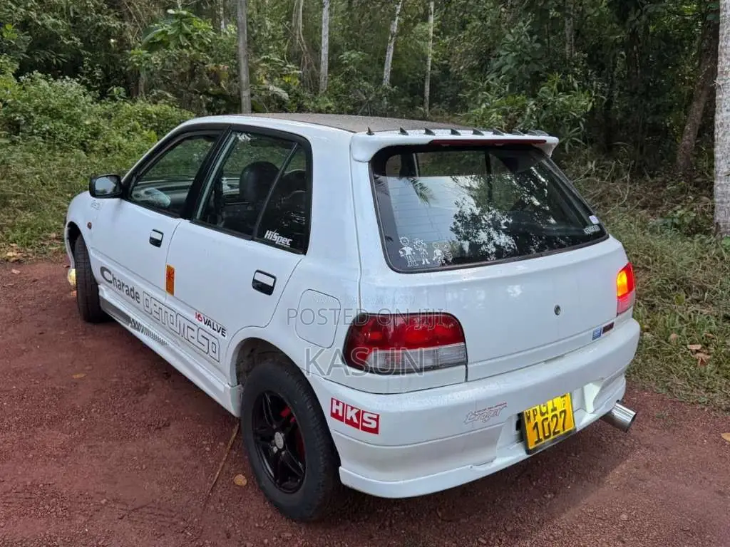 Daihatsu Charade 1997 Car (Used)
