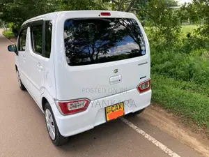 Suzuki Wagon R FX 2017 Car (Used)