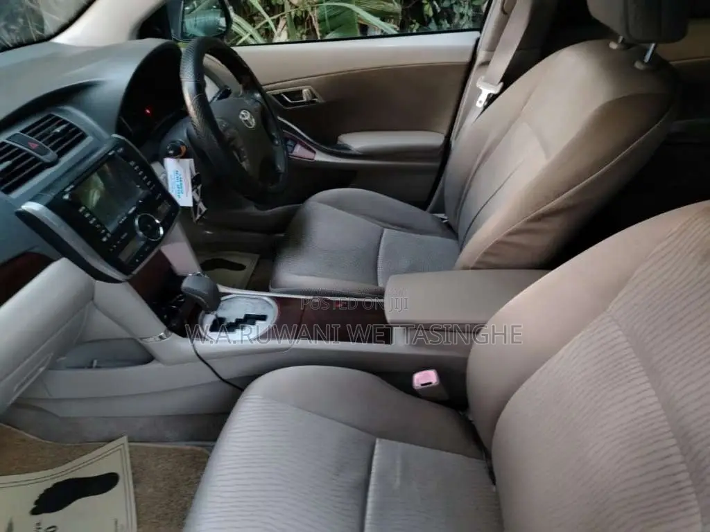 Toyota Premio 2012 Car (Used)