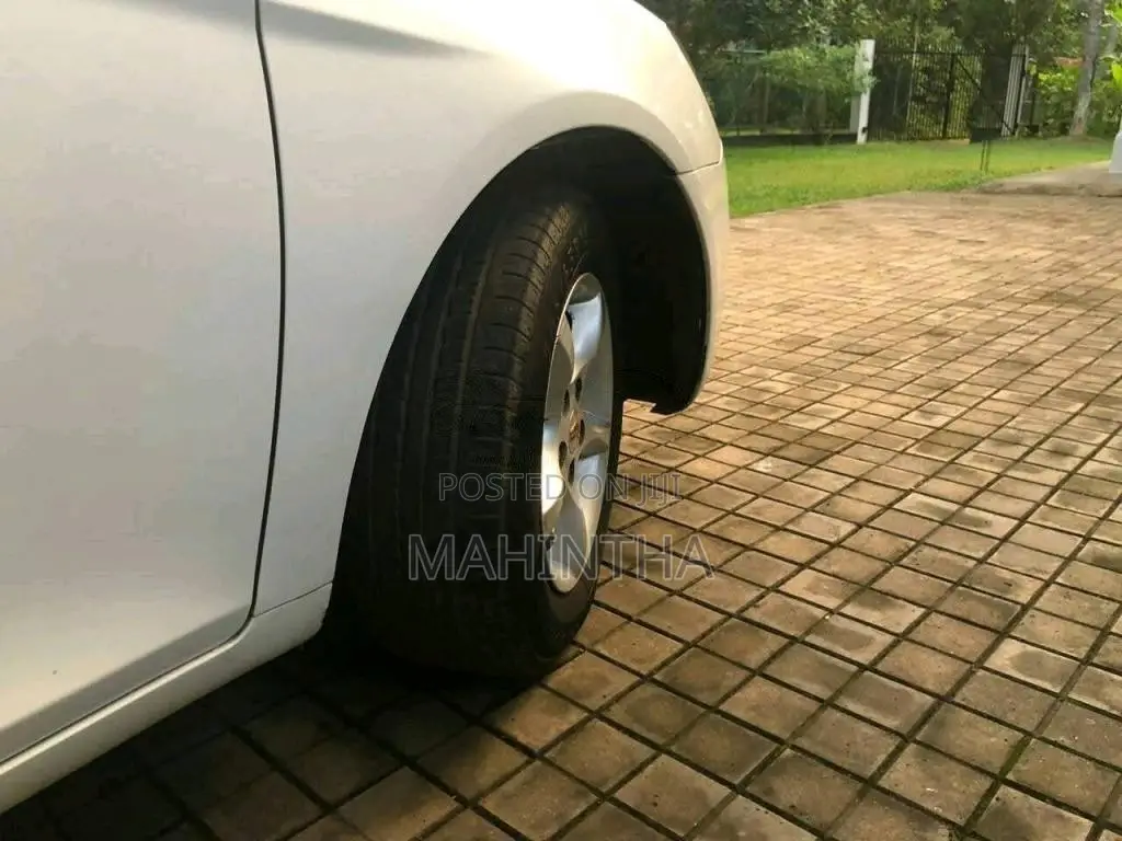 Micro Emgrand 2015 Car (Used)