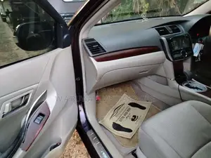 Toyota Premio 2012 Car (Used)