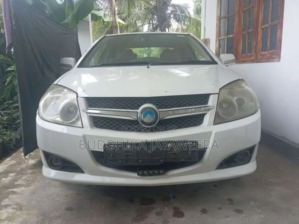 Micro MX7 2013 Car (Used)