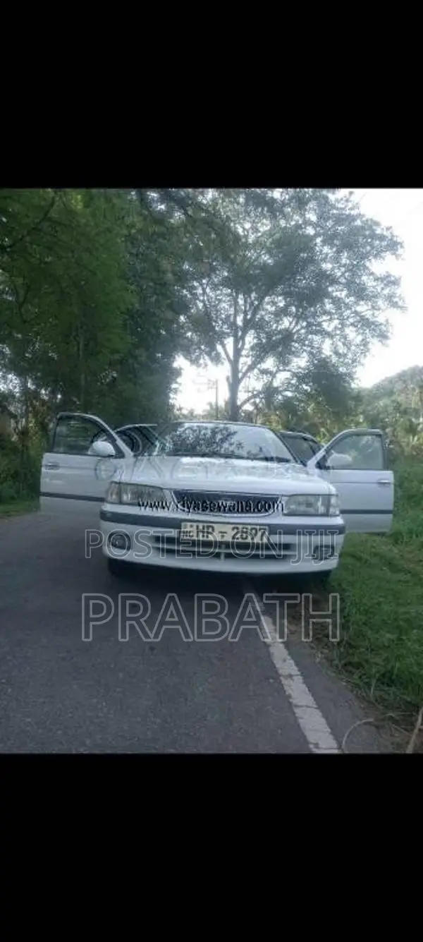 Nissan FB15 2003 Car (Used)