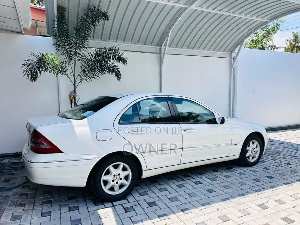 Mercedes-Benz W203 C180 Komprossor 2003 Car (Used)