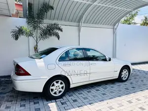 Mercedes-Benz W203 C180 Komprossor 2003 Car (Used)