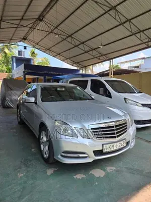 Mercedes-Benz E200 2011 Car (Used)