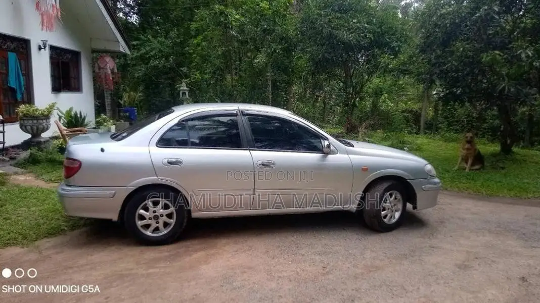 Nissan N16 2006 Car (Used)
