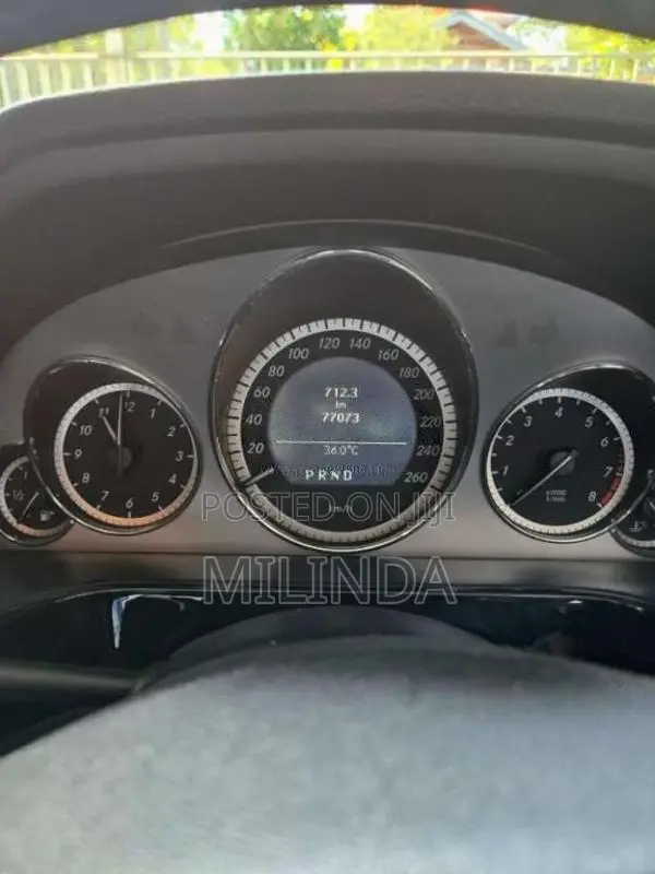 Mercedes-Benz E200 2011 Car (Used)