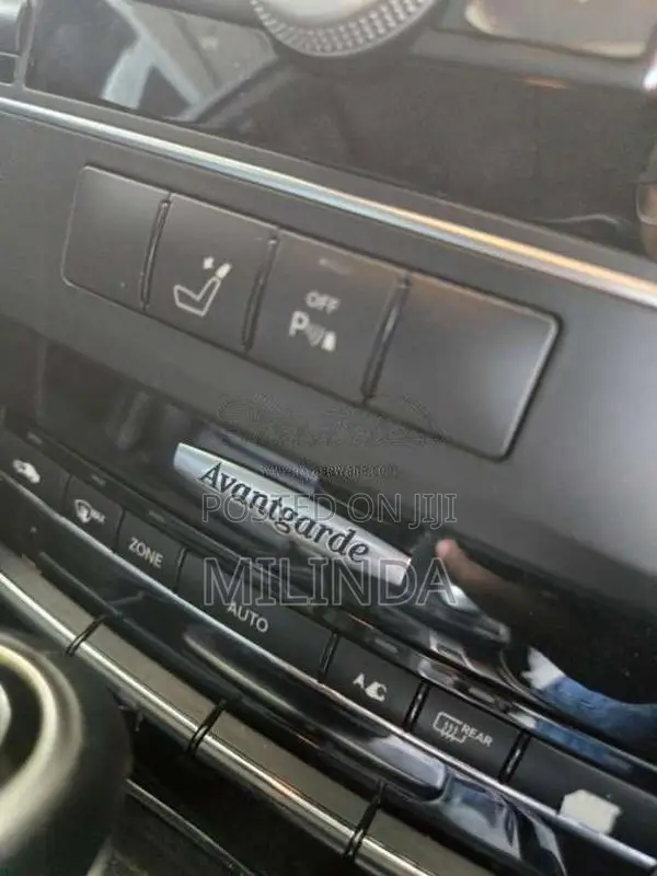 Mercedes-Benz E200 2011 Car (Used)