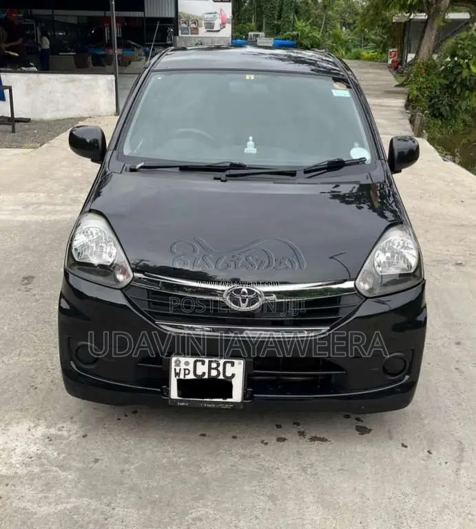 Toyota Pixis 2016 Car (Used)