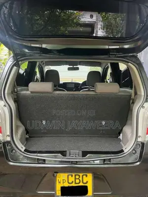 Toyota Pixis 2016 Car (Used)