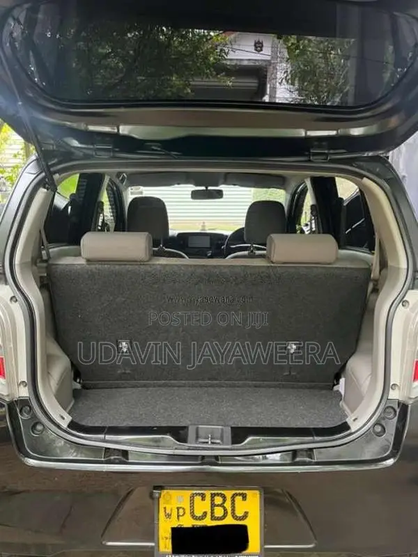 Toyota Pixis 2016 Car (Used)