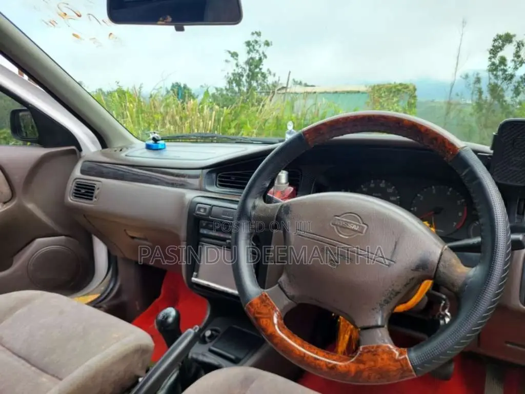 Nissan Bluebird 1998 Car (Used)