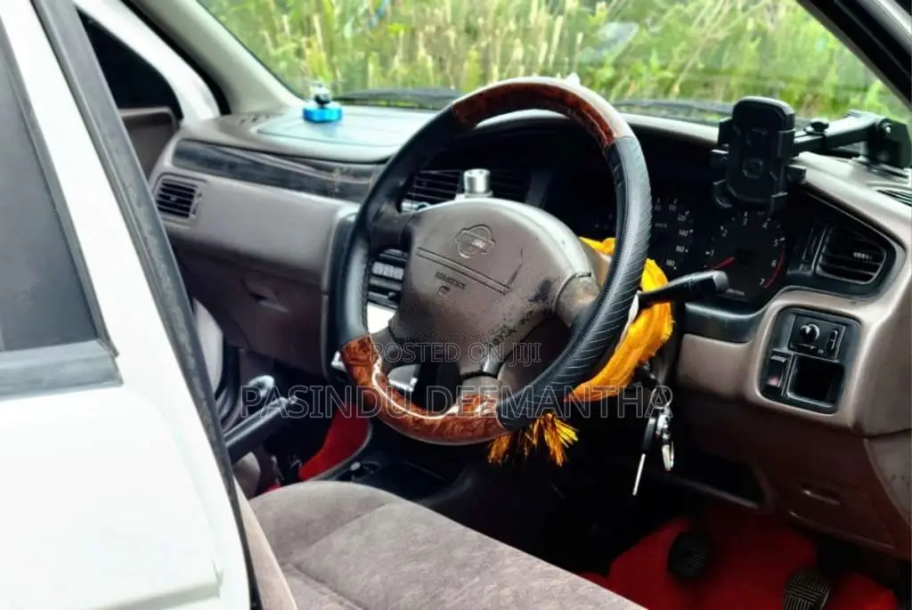 Nissan Bluebird 1998 Car (Used)