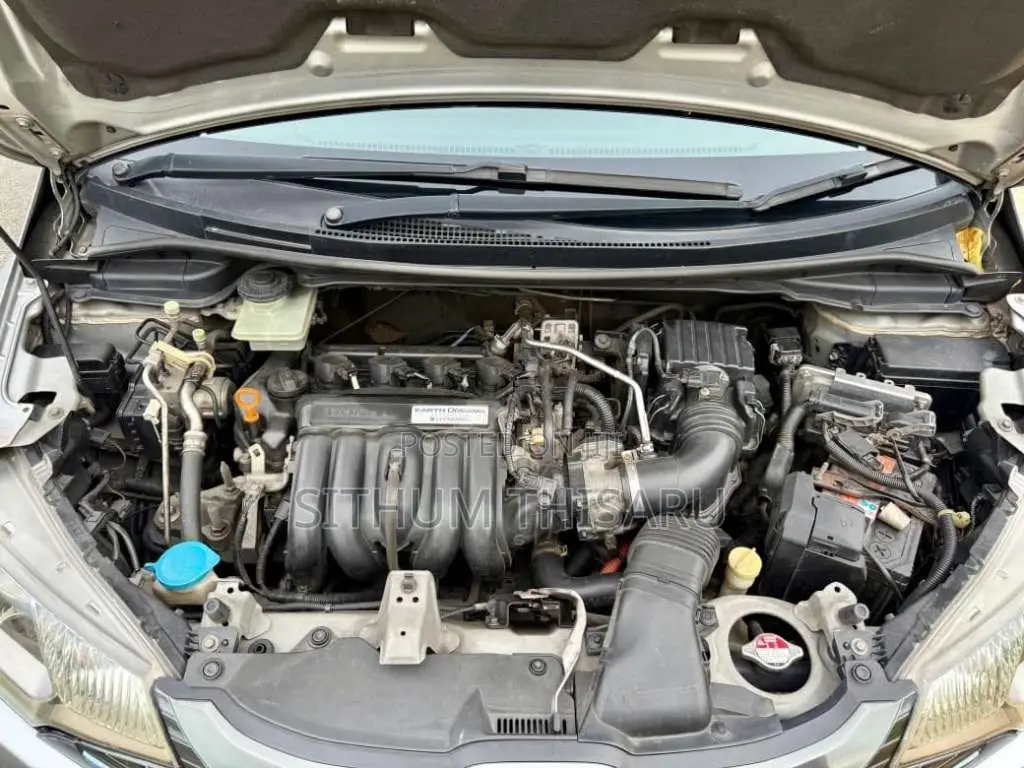 Honda Fit 2014 Car (Used)