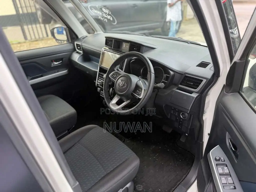 Toyota Roomy Custom GT 2023 Car Unregistered (Recondition)