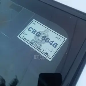 Toyota Vitz 2016 Car (Used)