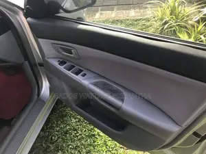 Mazda Axela 2004 Car (Used)