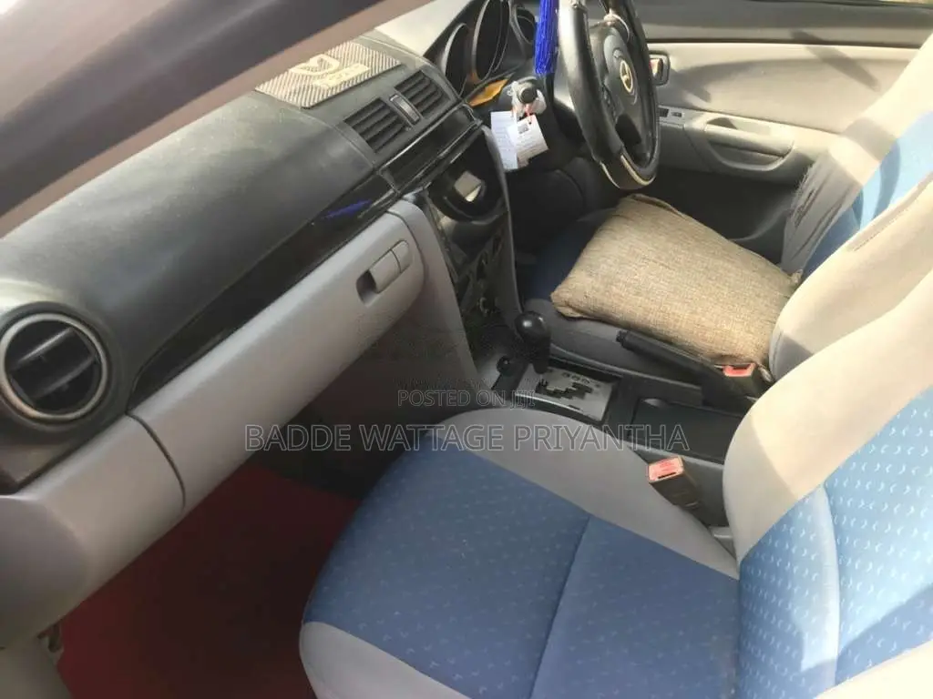 Mazda Axela 2004 Car (Used)