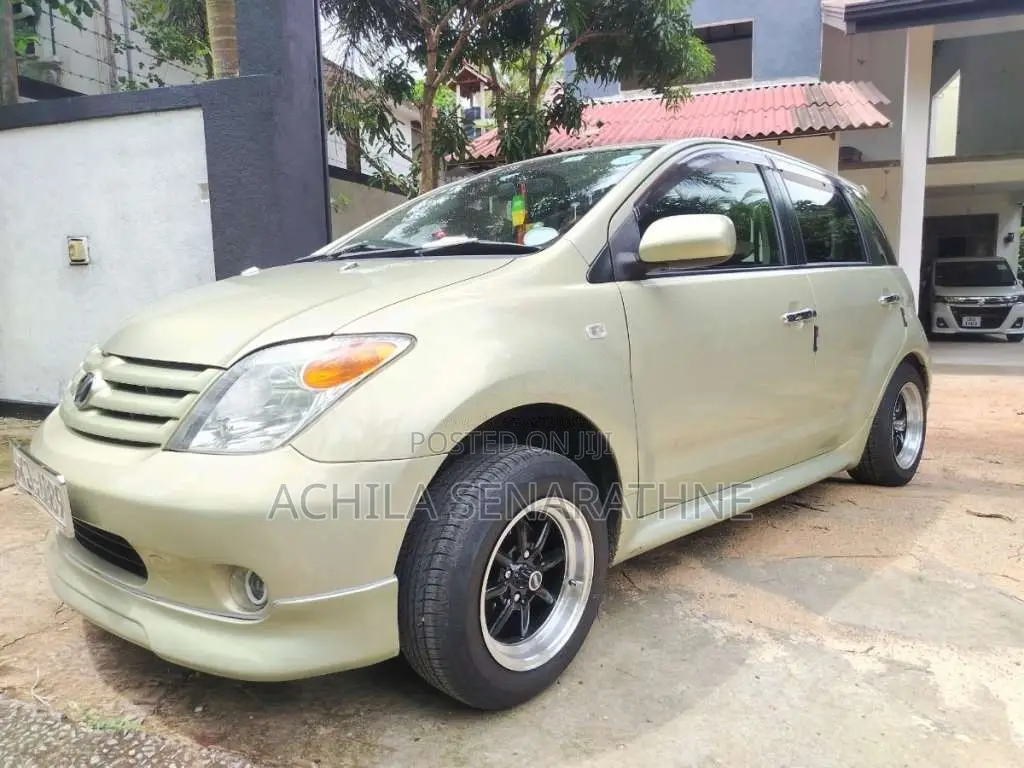 Toyota IST 2007 Car (Used)