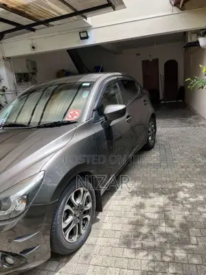 Mazda Mazda2SkyActive 2016 Car (Used)