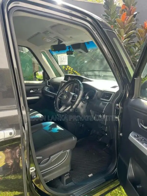 Toyota Roomy Custom GT 2024 Car Unregistered (Recondition)