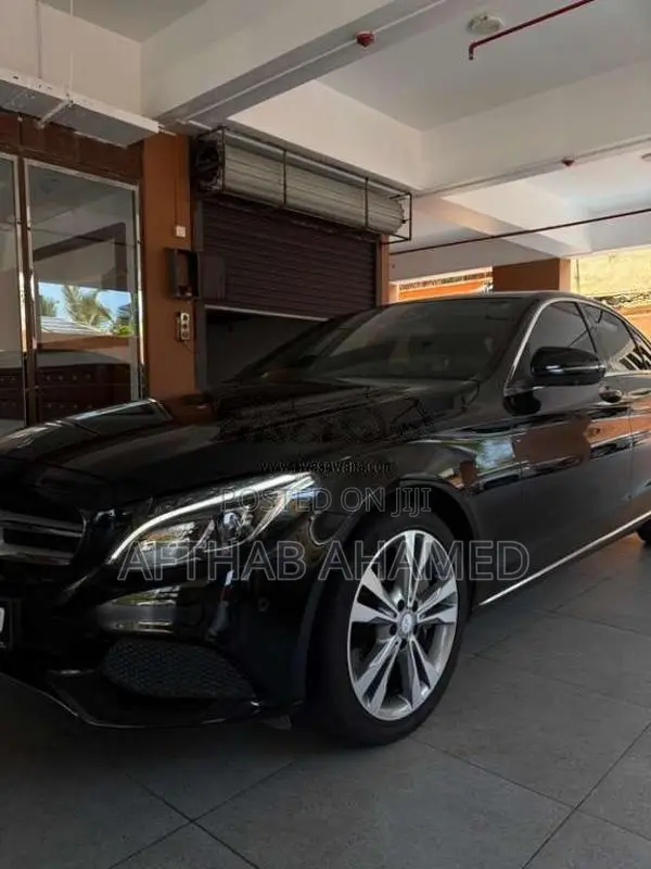 Mercedes-Benz C350e Premium Plus 2016 Car (Used)