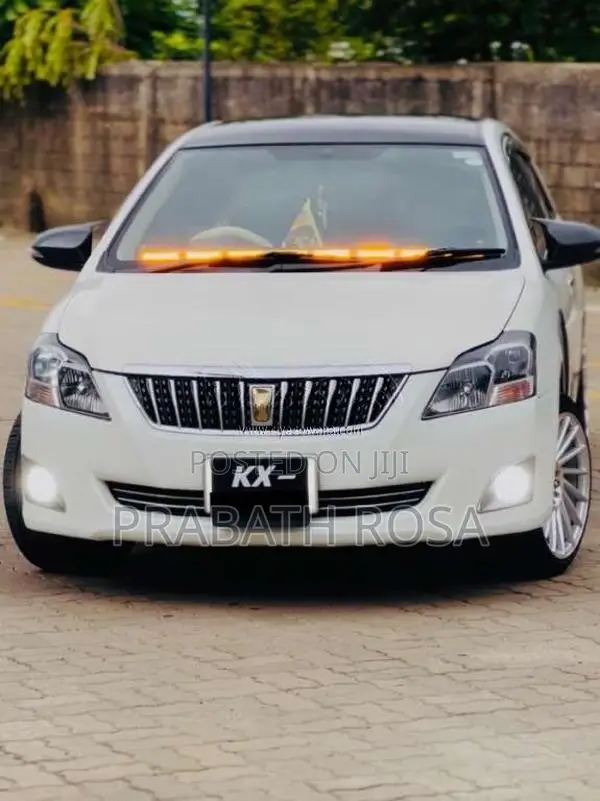 Toyota Premio 2013 Car (Used)