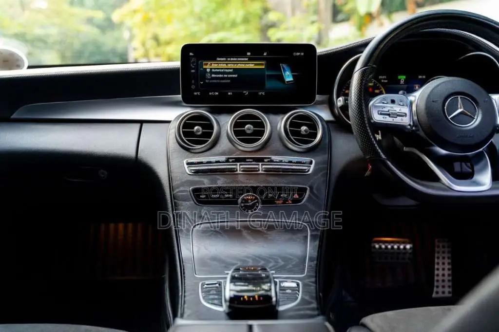 Mercedes-Benz C200 2019 Car (Used)