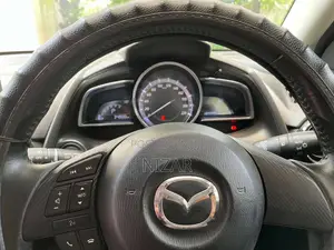 Mazda Mazda2SkyActive 2016 Car (Used)