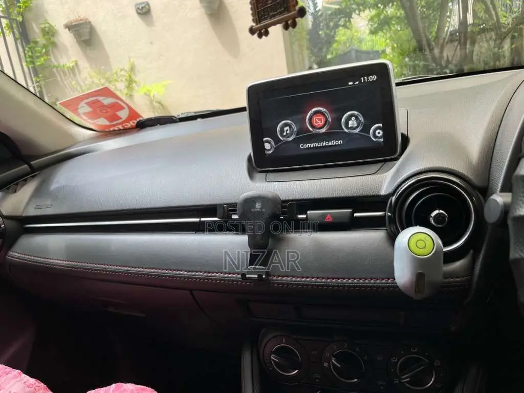 Mazda Mazda2SkyActive 2016 Car (Used)