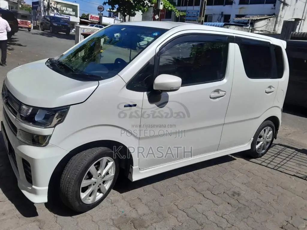 Suzuki Wagon R FZ 2018 Car (Used)