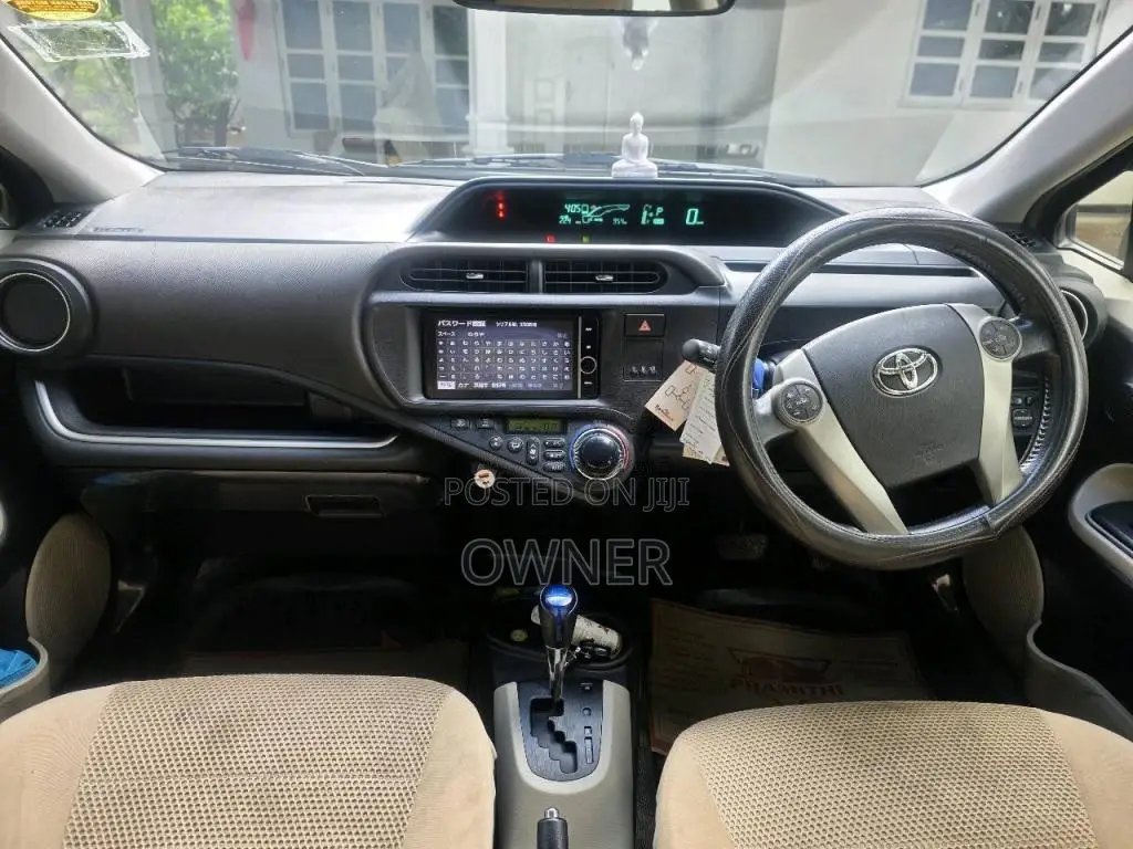 Toyota Aqua G Grade 2013 Car (Used)