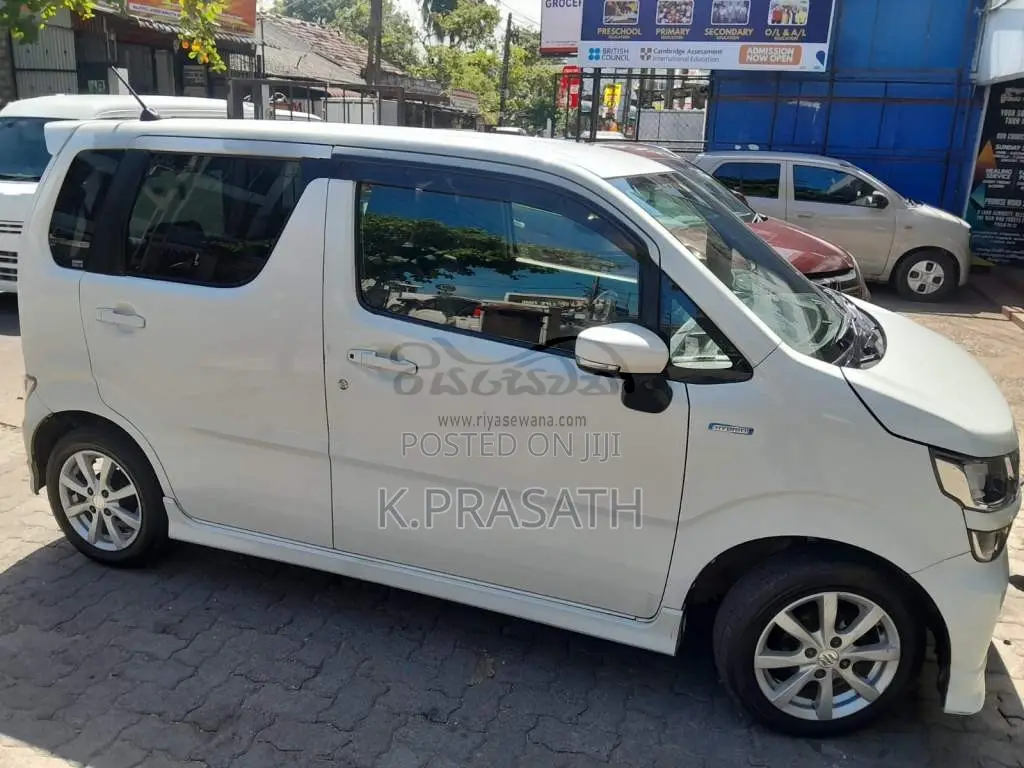 Suzuki Wagon R FZ 2018 Car (Used)