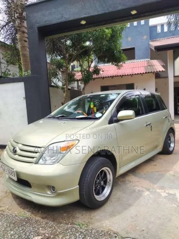 Toyota IST 2007 Car (Used)