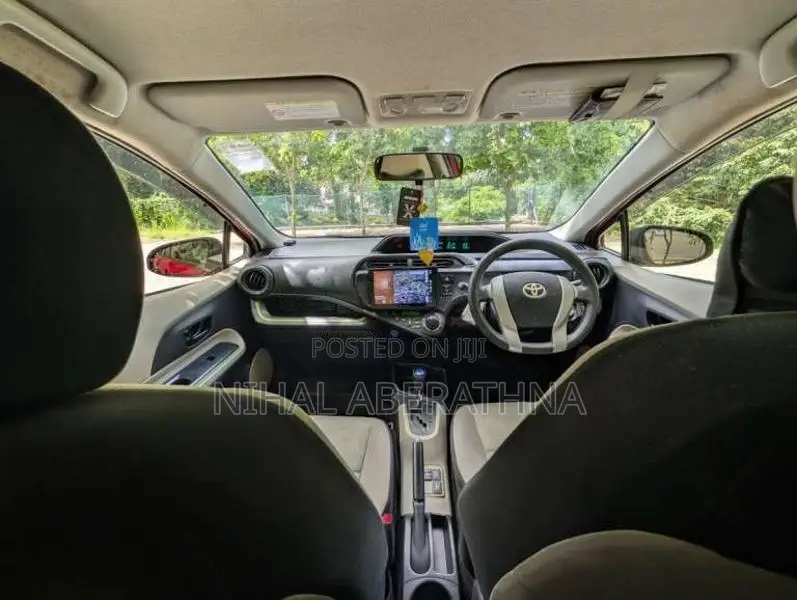 Toyota Aqua 2013 Car (Used)