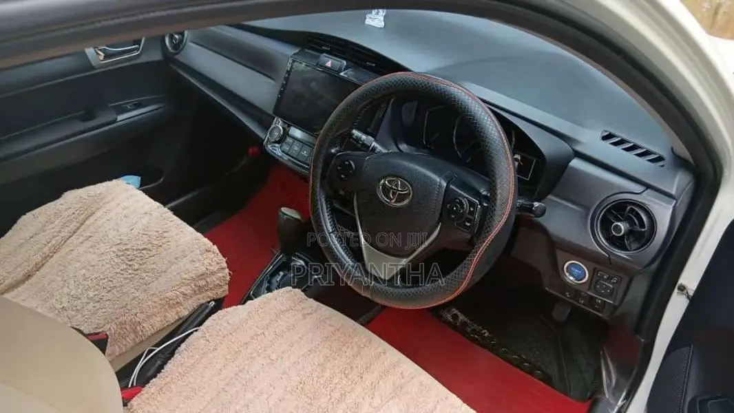 Toyota Axio G Grade 2015 Car (Used)