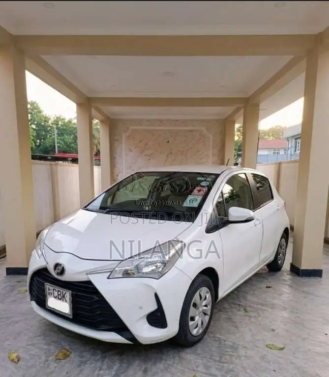 Toyota Vitz 2019 Car (Used)
