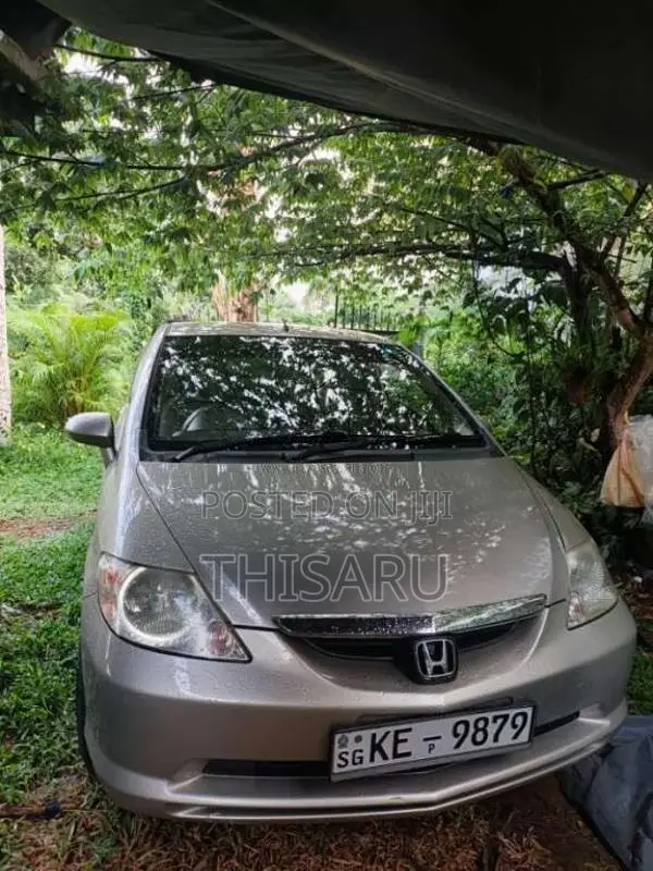 Honda Fit 2003 Car (Used)